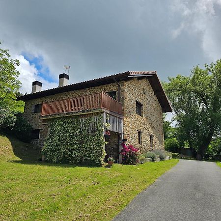 Arbela Apartamentuak Aia Exteriör bild