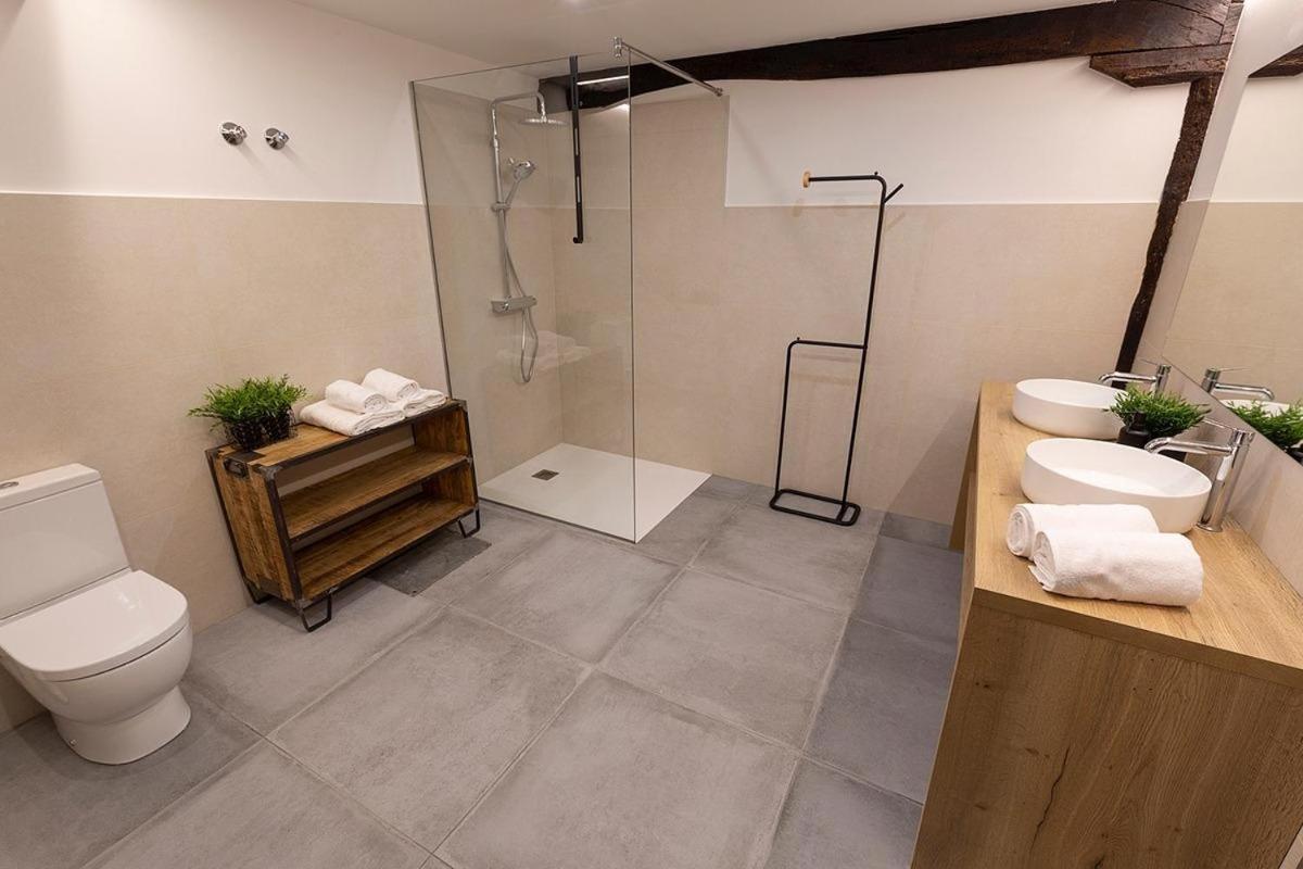 Arbela Apartamentuak Aia Exteriör bild