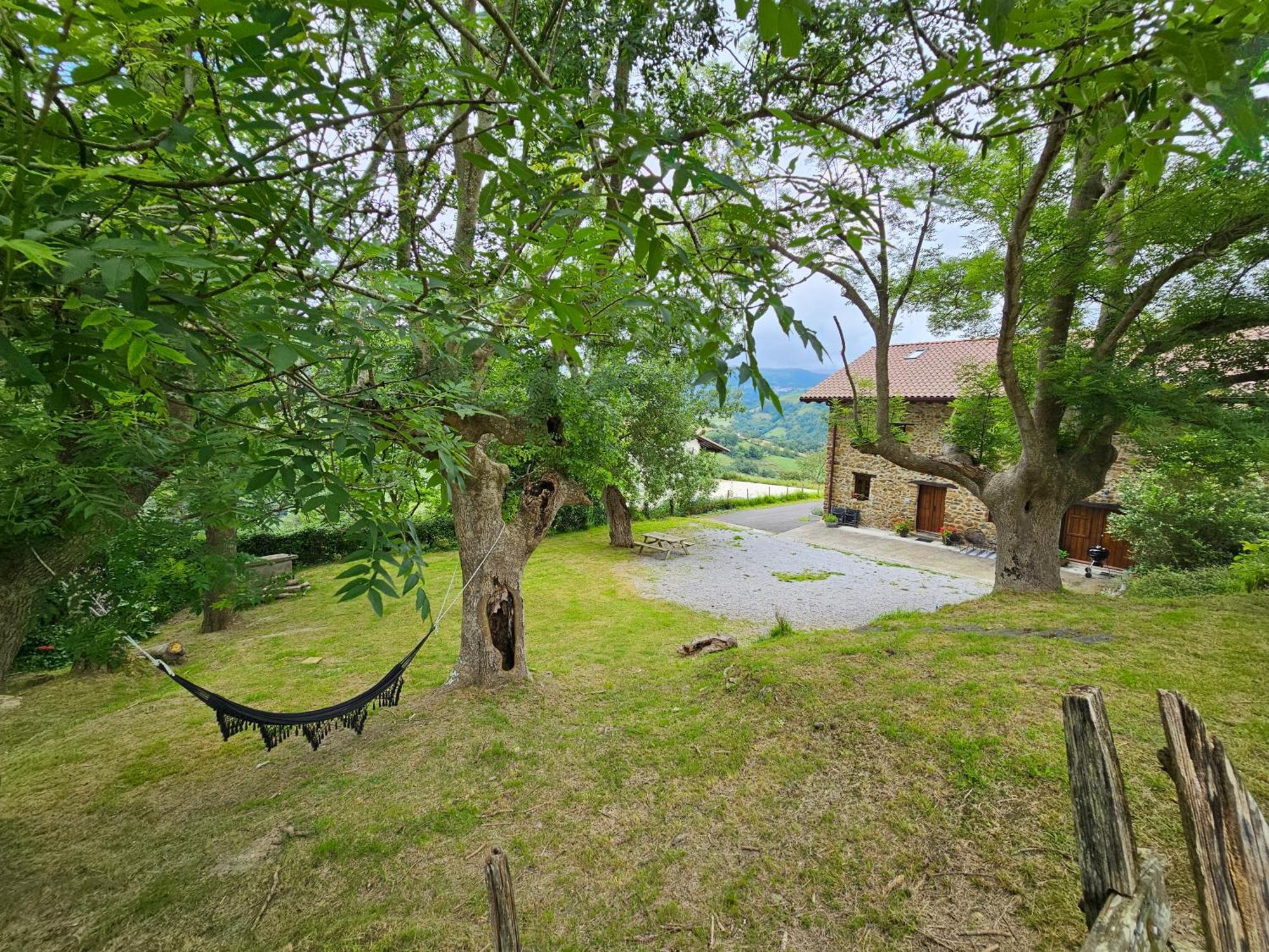 Arbela Apartamentuak Aia Exteriör bild